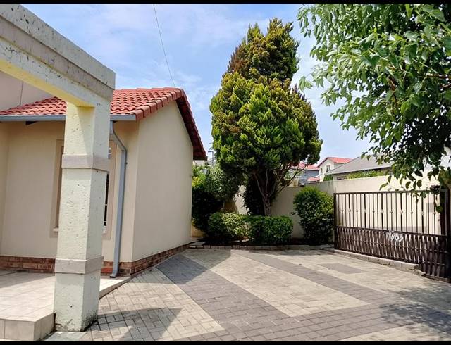 3 BEDROOM PROPERTY TO RENT IN KYA SANDS